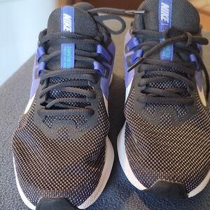 Nike Black and Blue Running Shoes